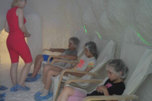 соляная пещера в детском летнем лагере Лукоморье на Жукова 18